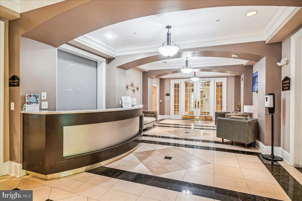 Image 34 of property listing at 11750 OLD GEORGETOWN #2136, North Bethesda, MD 20852