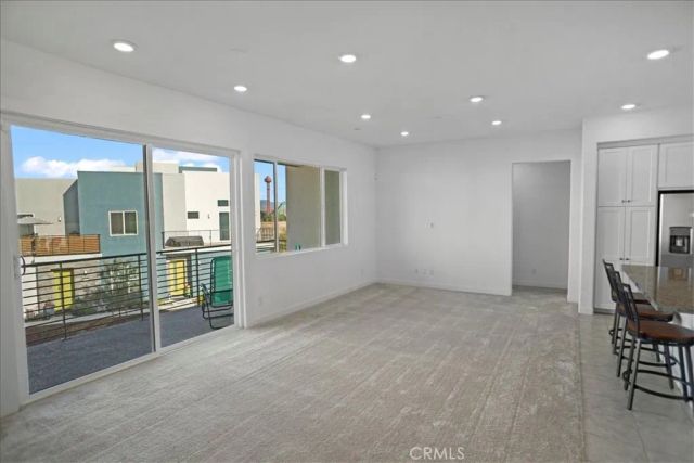 27410 N Merlin 205, Valencia, CA 91381