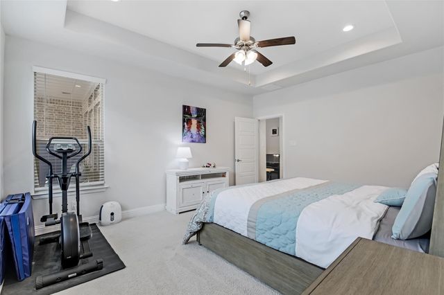 932 Parkside Drive, Argyle, TX 76226