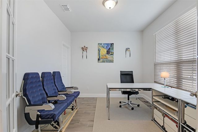 932 Parkside Drive, Argyle, TX 76226