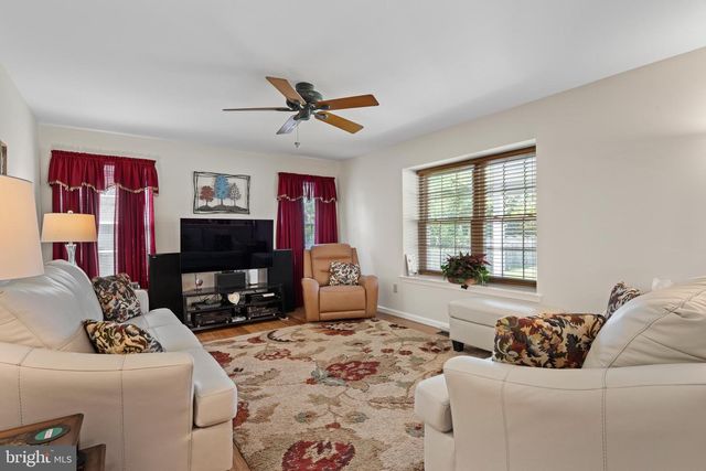 1404 WEATHERLY CT, West Deptford, NJ 08086