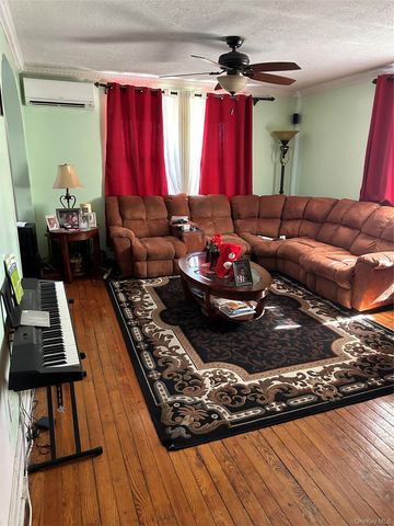 3643 Paulding Avenue, Bronx, NY 10469