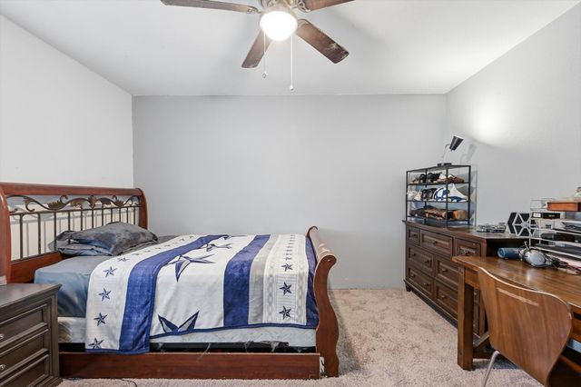 2518 Gladstone Drive, Dallas, TX 75211