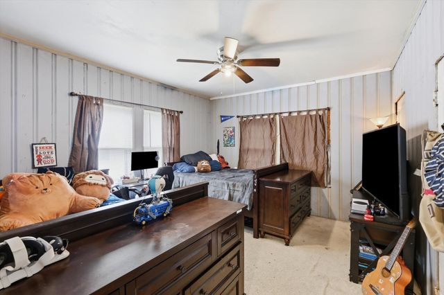 2518 Gladstone Drive, Dallas, TX 75211