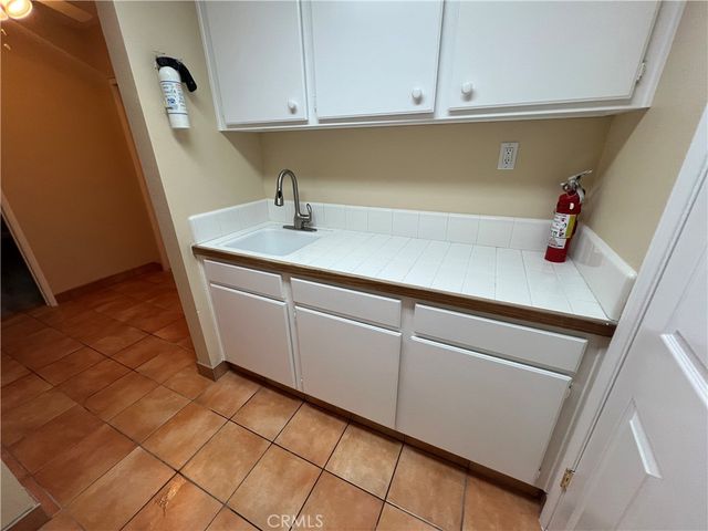 2664 La Morada, Rialto, CA 92377