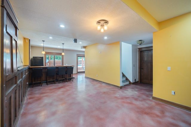 923 S 10th Street, Adel, IA 50003