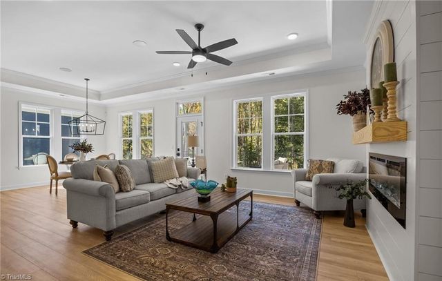 5227 Sunny Brook Court, Clemmons, NC 27012