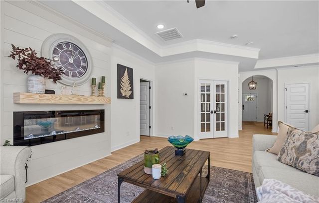 5227 Sunny Brook Court, Clemmons, NC 27012