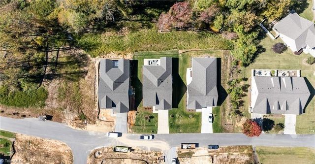 5227 Sunny Brook Court, Clemmons, NC 27012