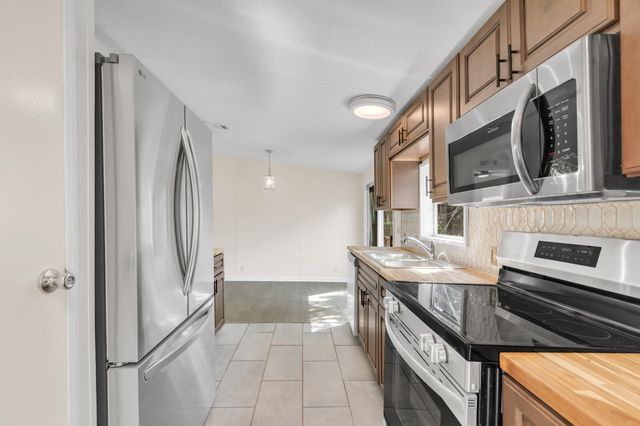 244 Paschel Avenue, Mary Esther, FL 32569