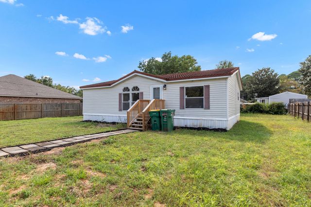 244 Paschel Avenue, Mary Esther, FL 32569