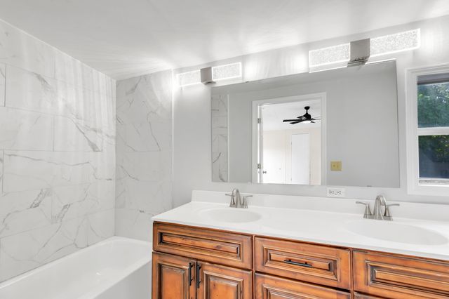 244 Paschel Avenue, Mary Esther, FL 32569