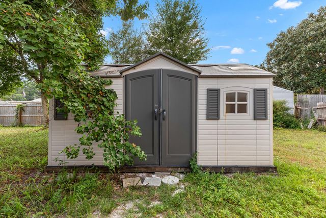 244 Paschel Avenue, Mary Esther, FL 32569