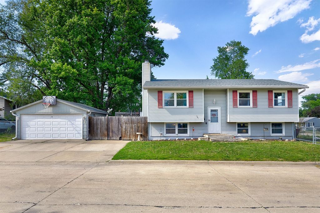501 Trowbridge Street, Des Moines, IA 50315