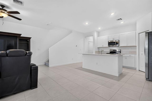 4168 Lagoon Shore Drive, Lake Worth, FL 33467