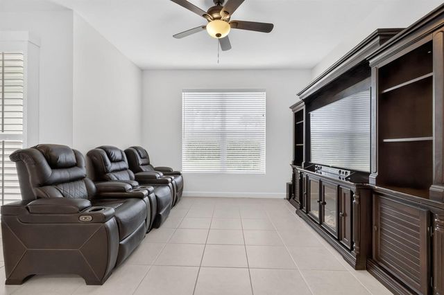 4168 Lagoon Shore Drive, Lake Worth, FL 33467