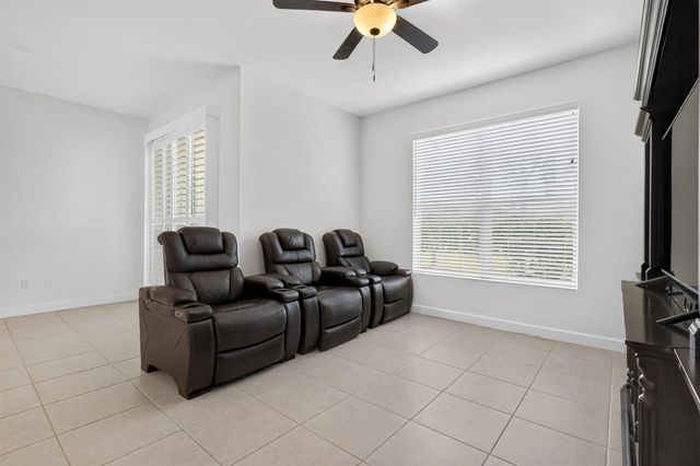 4168 Lagoon Shore Drive, Lake Worth, FL 33467