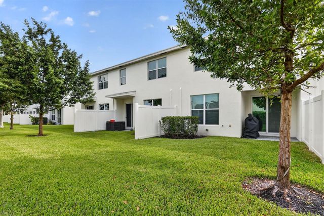 4168 Lagoon Shore Drive, Lake Worth, FL 33467