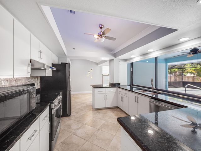 1409 SW Aachen Avenue, Port St Lucie, FL 34953