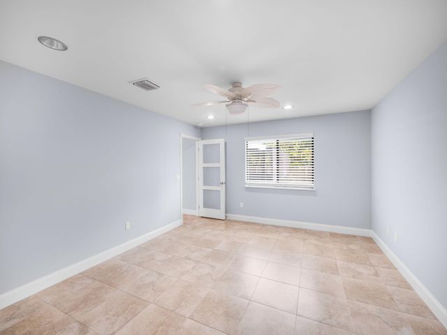 1409 SW Aachen Avenue, Port St Lucie, FL 34953