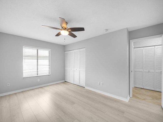 1409 SW Aachen Avenue, Port St Lucie, FL 34953