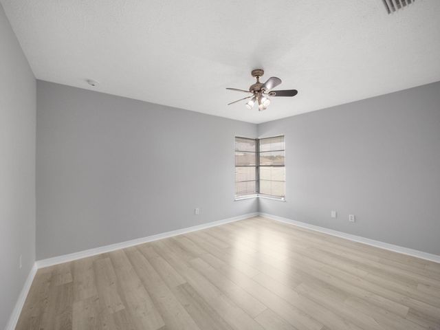 1409 SW Aachen Avenue, Port St Lucie, FL 34953