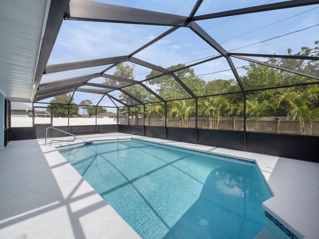 1409 SW Aachen Avenue, Port St Lucie, FL 34953