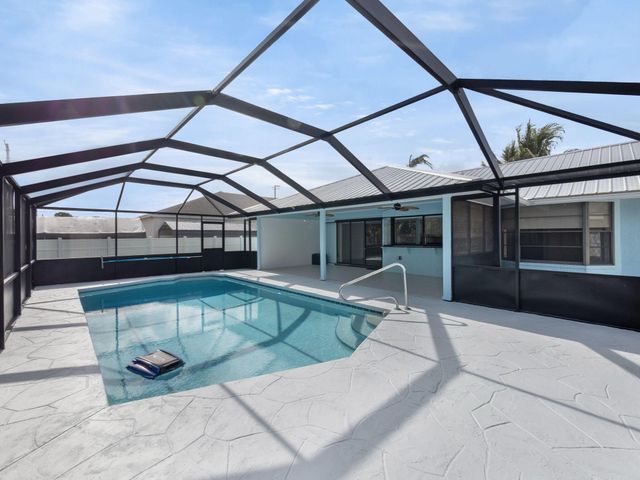 1409 SW Aachen Avenue, Port St Lucie, FL 34953