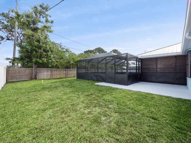 1409 SW Aachen Avenue, Port St Lucie, FL 34953