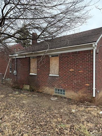 9109 Stahelin Avenue, Detroit, MI 48228