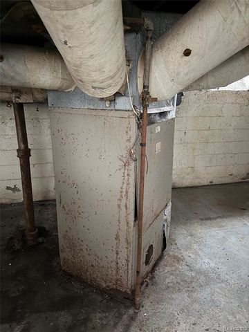 9109 Stahelin Avenue, Detroit, MI 48228