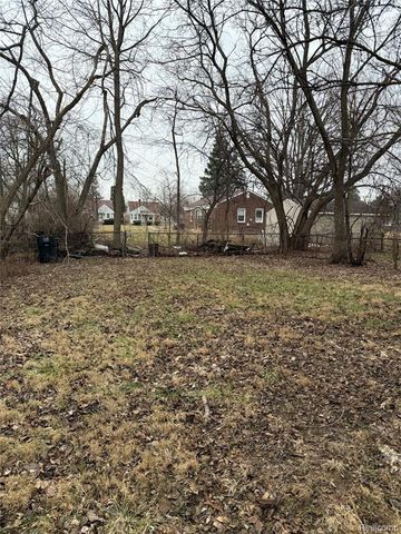 9109 Stahelin Avenue, Detroit, MI 48228