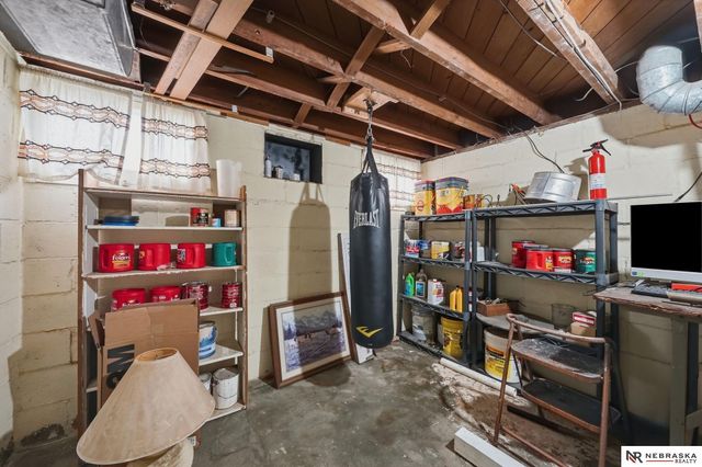 2000 N 32Nd Street, Lincoln, NE 68503