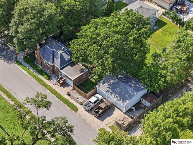 2000 N 32Nd Street, Lincoln, NE 68503