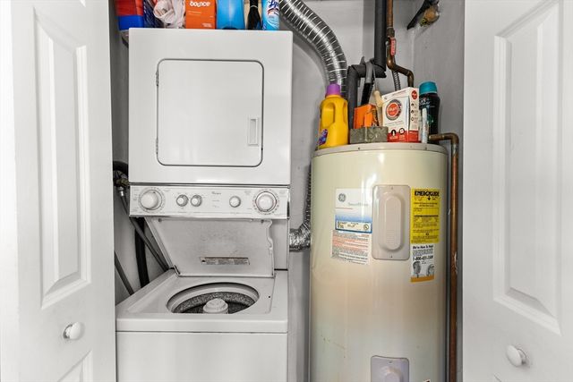 122 Tall Oaks Drive N, Weymouth, MA 02190