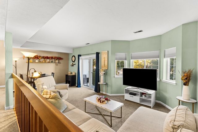 122 Tall Oaks Drive N, Weymouth, MA 02190