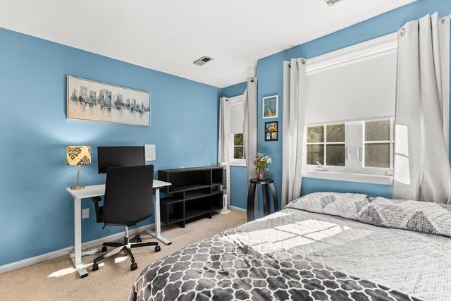 122 Tall Oaks Drive N, Weymouth, MA 02190