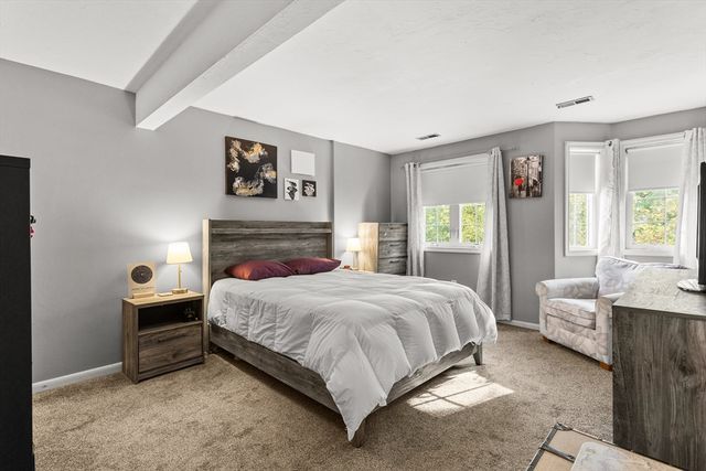 122 Tall Oaks Drive N, Weymouth, MA 02190