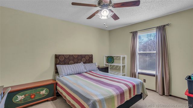 7005 S Birch Avenue, Broken Arrow, OK 74011