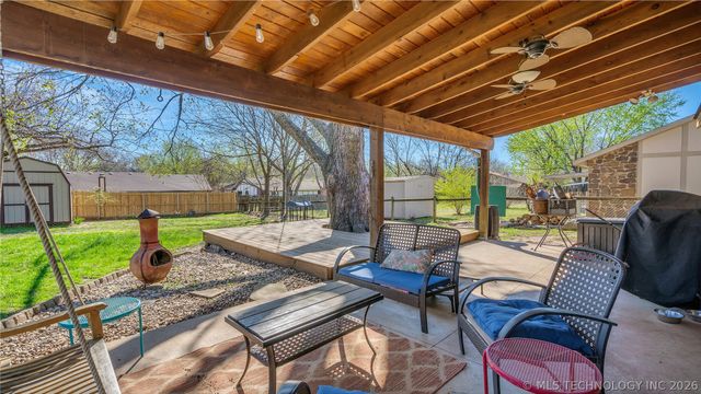 7005 S Birch Avenue, Broken Arrow, OK 74011