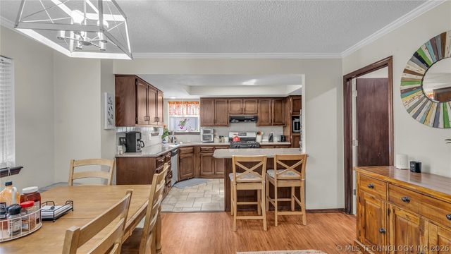 7005 S Birch Avenue, Broken Arrow, OK 74011