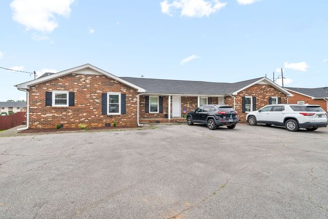 147 Darlene Dr Apt C, Clarksville, TN 37042