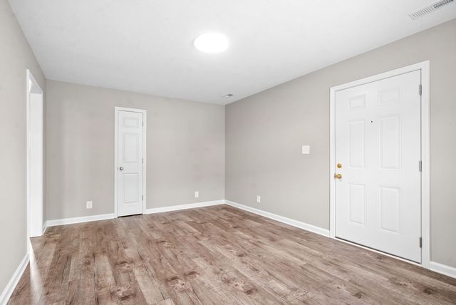 147 Darlene Dr Apt C, Clarksville, TN 37042