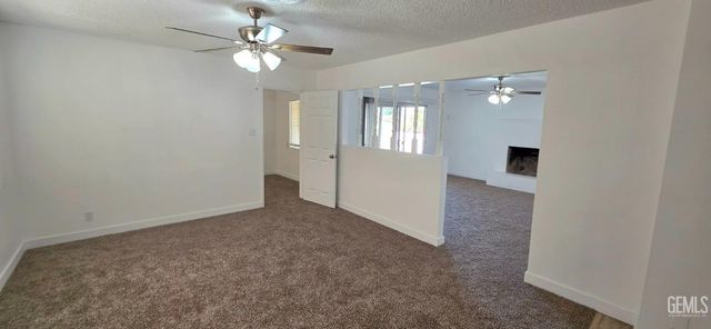 2622 Century Drive, Bakersfield, CA 93306