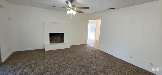 2622 Century Drive, Bakersfield, CA 93306