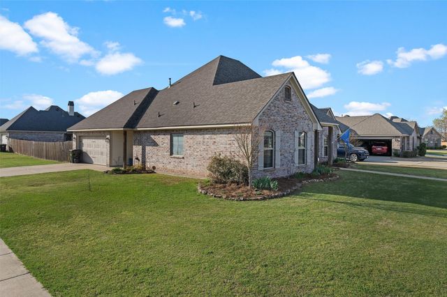 501 Hempstead Circle, Benton, LA 71006