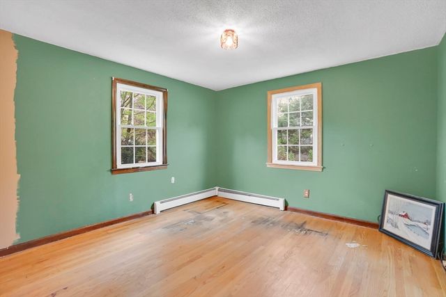 232 Eastwood Dr, Westfield, MA 01085