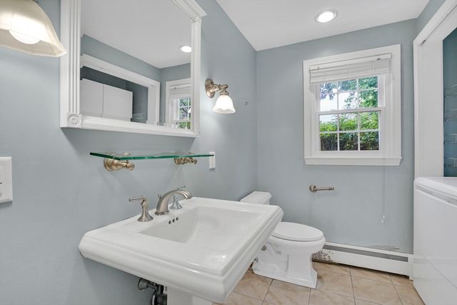 232 Eastwood Dr, Westfield, MA 01085