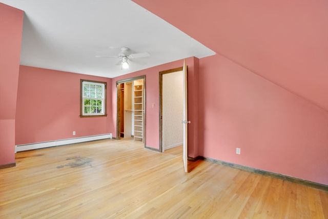 232 Eastwood Dr, Westfield, MA 01085