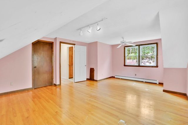 232 Eastwood Dr, Westfield, MA 01085